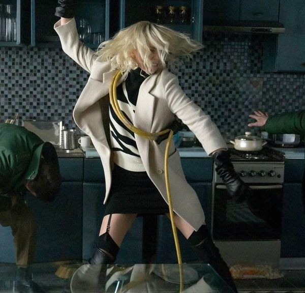 "Il est gros et peut à peine se battre" Charlize Theron démonte cette star hollywoodienne !