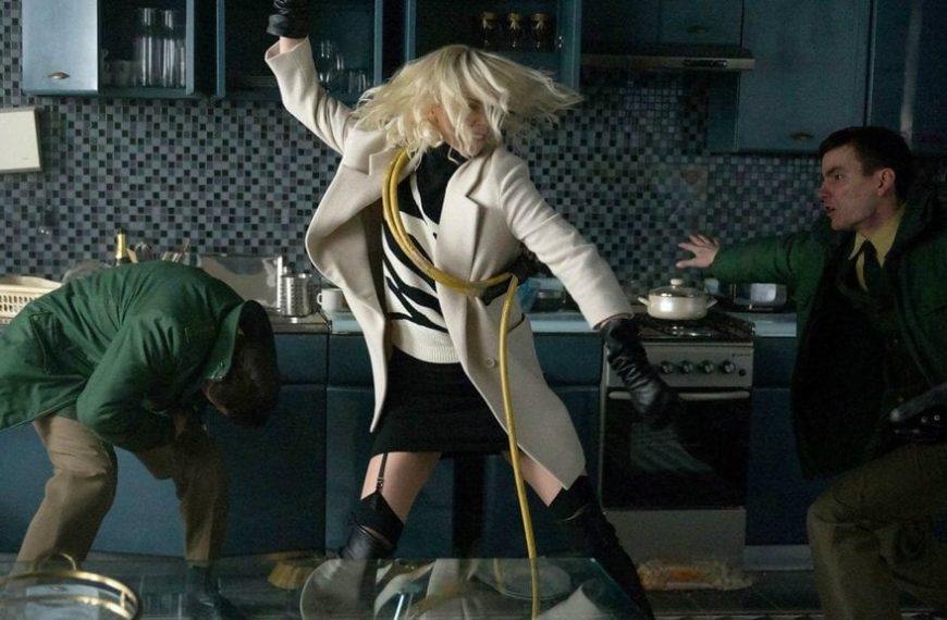 "Il est gros et peut à peine se battre" Charlize Theron démonte cette star hollywoodienne !