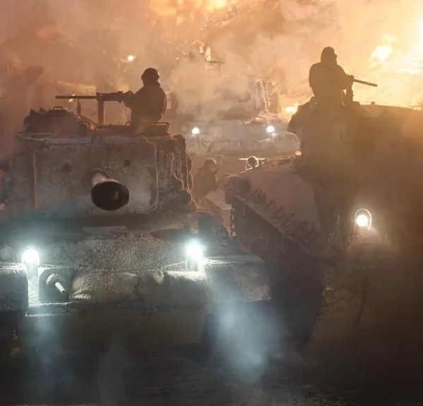 Spielberg et Nolan n’ont pas réalisé le plus grand film de guerre de tous les temps : ce film très controversé vole la vedette à ces deux classiques