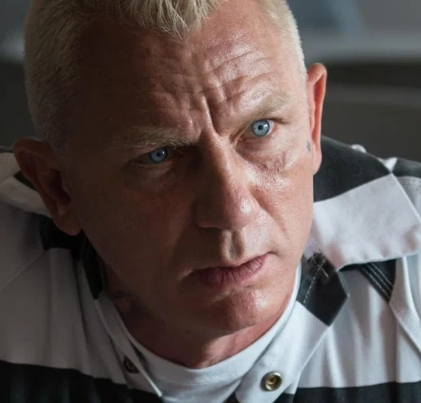"Le meilleur script que j'ai jamais lu" Oppenheimer et James Bond seront réunis dans le prochain film de ce réalisateur oscarisé !
