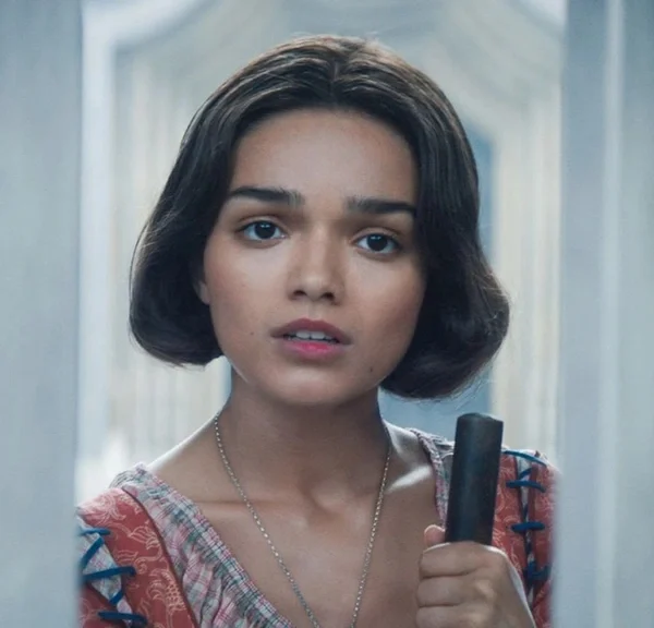 Tout le monde pensait que ce film live-action Disney était condamné à cause de Blanche-Neige, mais…