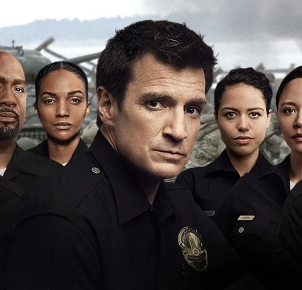 Il y a 37 ans, la star de The Rookie a joué dans l'un des meilleurs films de guerre de tous les temps !