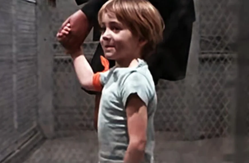 Il y a 55 ans, cet acteur jouait pour la première fois dans un film fantastique pour adultes. Aujourd’hui, il est la star la mieux payée du monde !