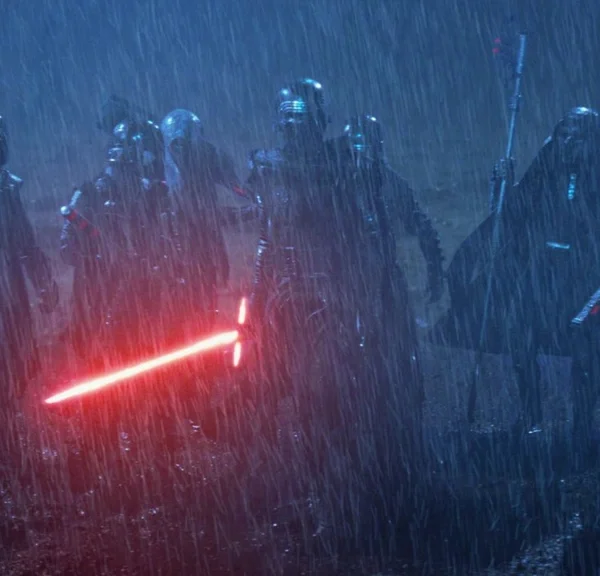 Star Wars : La responsable de la série The Acolyte a un plan pour relier ce mystérieux personnage à Kylo Ren