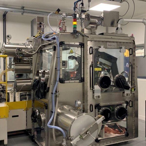 On a visité le labo français qui veut produire les batteries électriques de demain