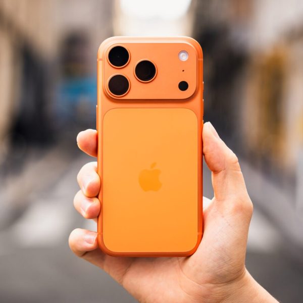 Test iPhone 17 Pro : jamais un iPhone n’a été aussi bon