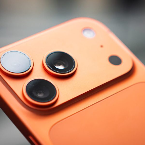 iPhone 18 Pro : Apple préparerait une révolution photo inspirée des reflex