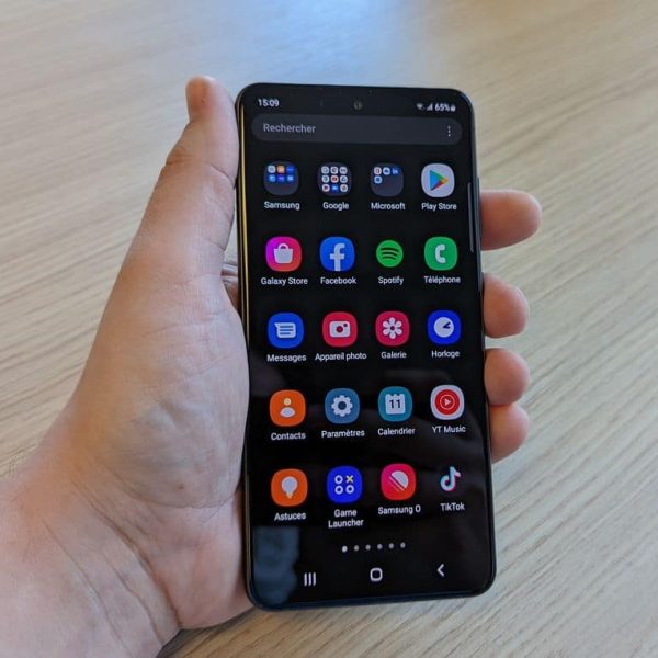 Ce smartphone Samsung reçoit One UI 8, mais ce sera sa dernière mise à jour