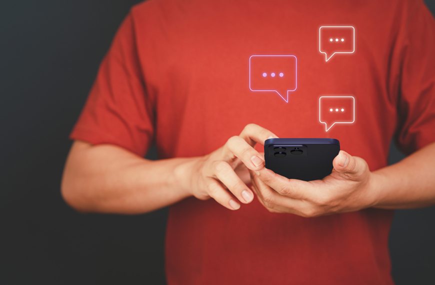 Google Messages va enfin placer ses commandes à portée de pouce grâce à ce nouveau menu