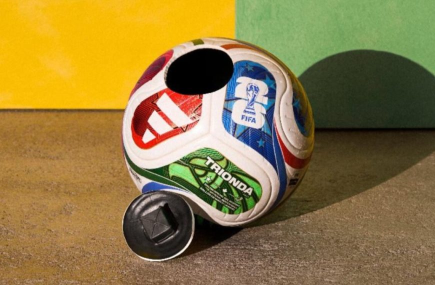 Le ballon de la Coupe du Monde de foot cache une puce redoutable