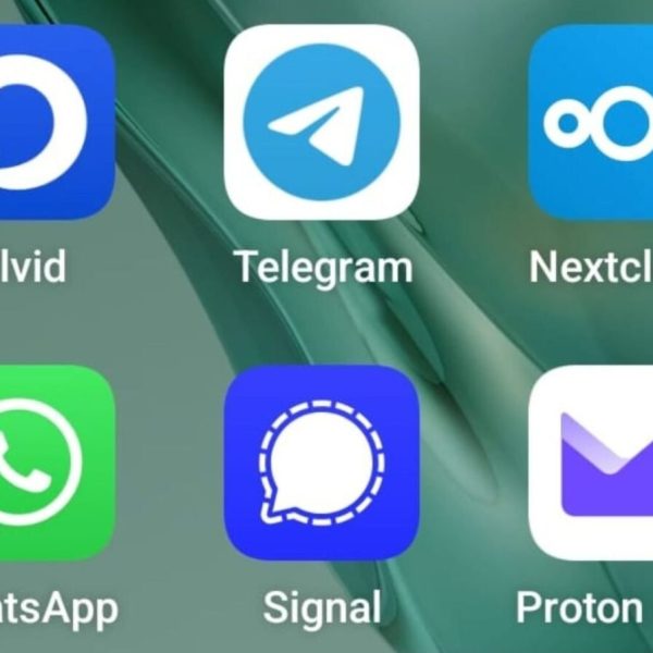 ChatControl : le Danemark renonce, finalement, à imposer le scan de nos conversations aux messageries chiffrées (WhatsApp, Signal)