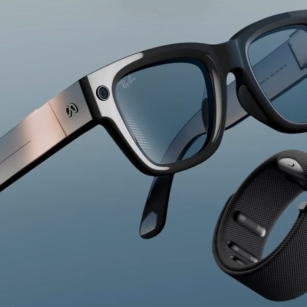 Vous comptez acheter les lunettes Meta Ray-Ban Display ? Ne perdez surtout pas le bracelet qui va avec