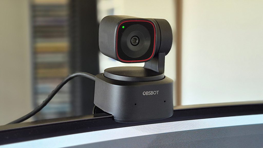 Test Obsbot Tiny 2 Lite : une webcam PTZ 4K qui met à profit l’IA pour simplifier son utilisation