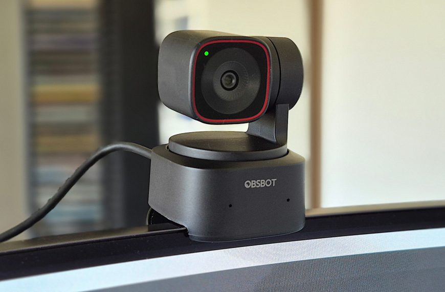 Test Obsbot Tiny 2 Lite : une webcam PTZ 4K qui met à profit l’IA pour simplifier son utilisation