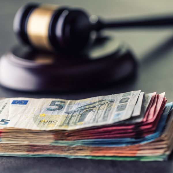 Ce pirate accepte une amende de 45 millions de dollars d’amende alors qu’il n’a pas de quoi payer son avocat