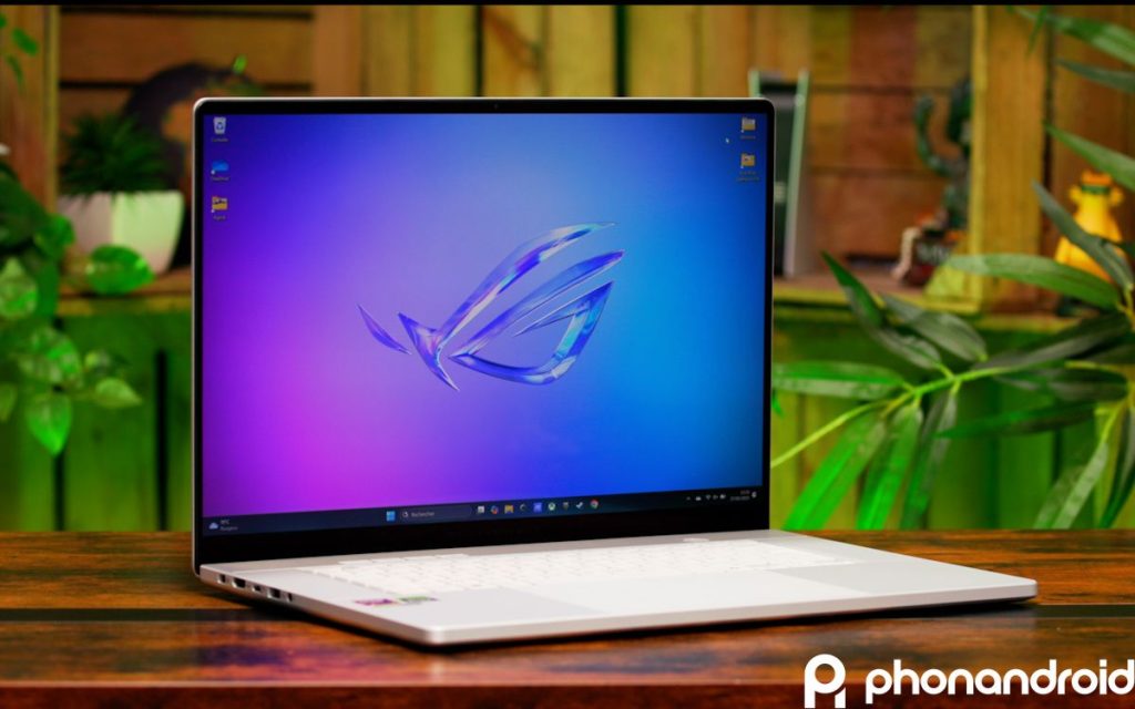 Cette astuce rend la RTX 4090 plus puissante que la RTX 5090 sur un PC portable