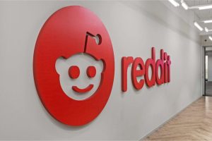 Le site communautaire Reddit accuse 4 sociétés d’IA d’avoir « volé » ses données « à échelle industrielle »