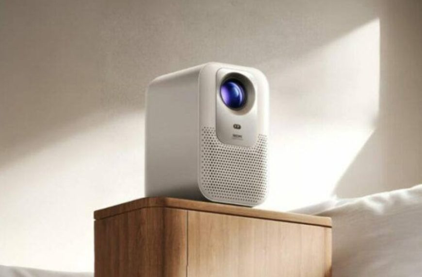 Xiaomi casse encore les prix avec ce vidéoprojecteur 120 pouces pas cher