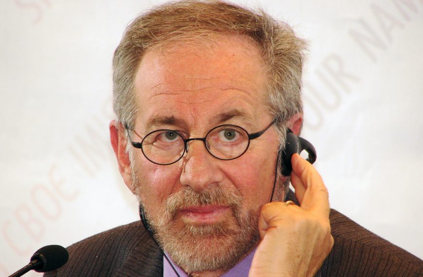 Steven Spielberg fait appel à ce compositeur légendaire pour la musique de son prochain film