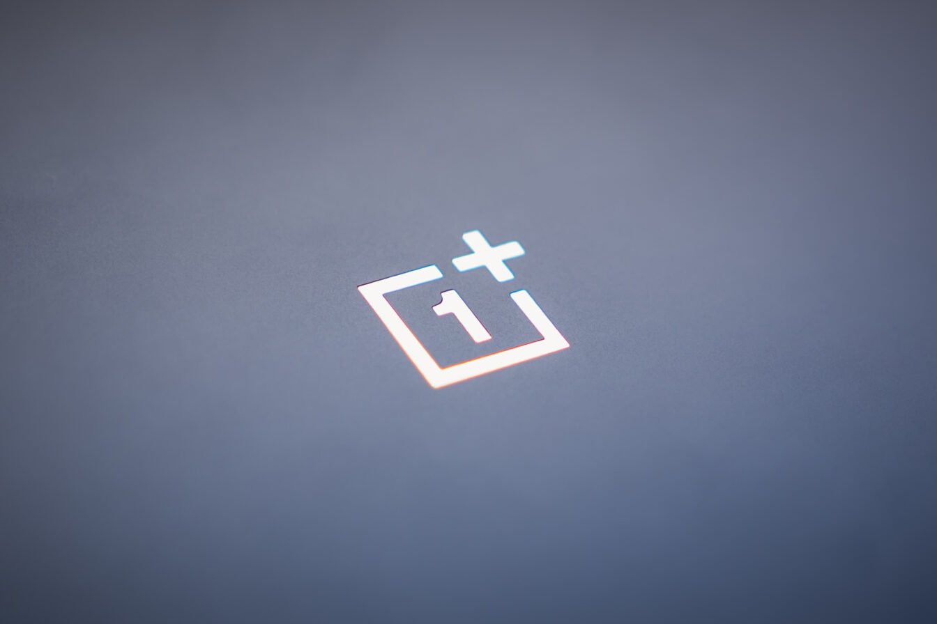 OnePlus annonce la date de déploiement d’Android 16, voici la liste des appareils susceptibles d’être compatibles