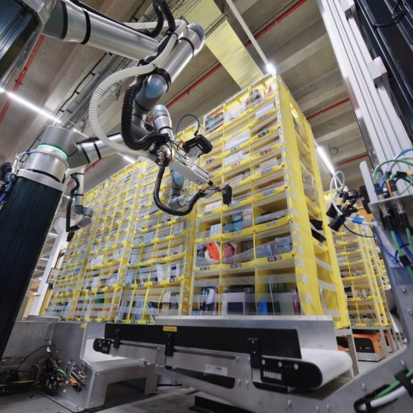 Tous remplacés par des robots ? Amazon prépare un monde sans employés