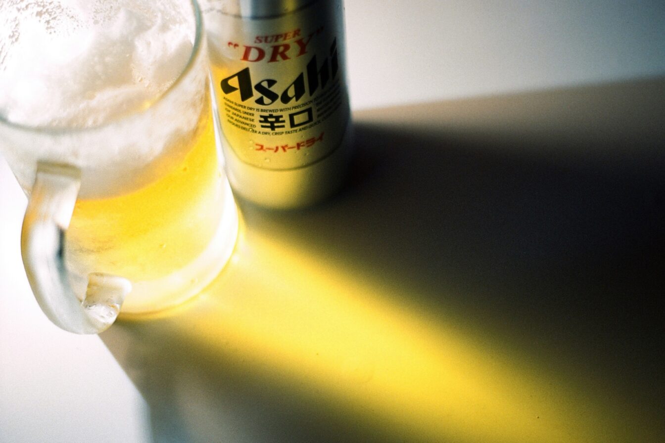 Une cyberattaque chez Asahi prive les Japonais de leur bière préférée