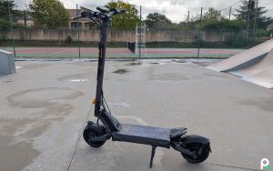 Test Ausom L2 Max : une trottinette surpuissante au prix juste