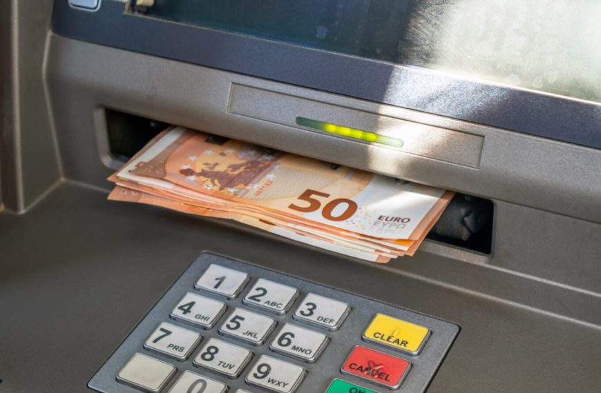 Non, 27 banques françaises n’ont pas été piratées, c’est une fausse alerte