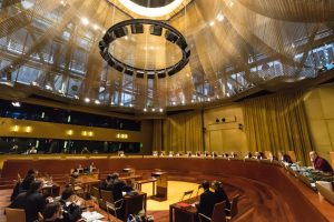 Des contraintes « extrêmement lourdes et intrusives » : Apple dénonce le DMA devant la justice européenne