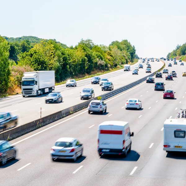 L’Europe veut rendre les autoroutes gratuites pour ces véhicules, mais la France traîne le pas