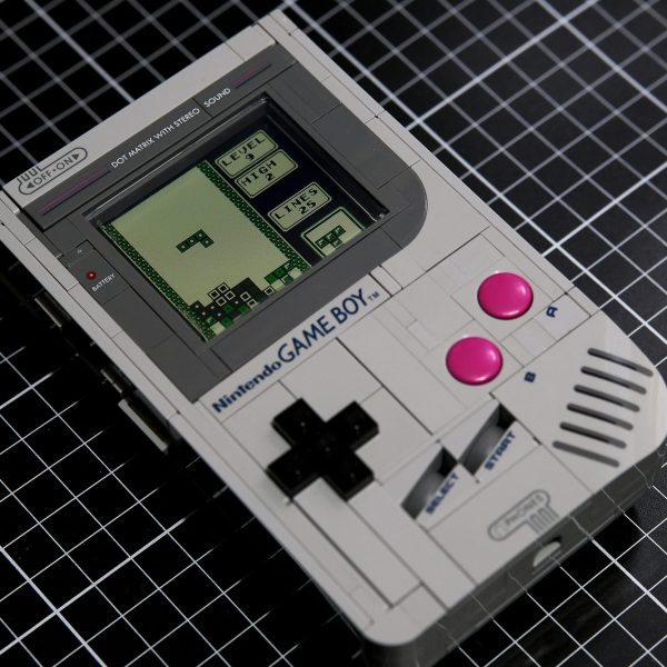Quand le set LEGO Game Boy prend vie