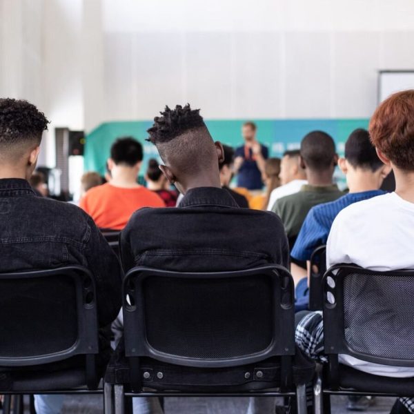 Pour décrocher le bac, deux ados ont piraté leur lycée : ils sont condamnés