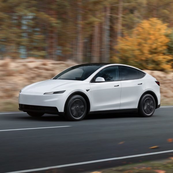 Tesla lance le Model Y Standard en France, voici les sacrifices faits pour réduire son prix