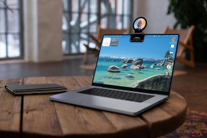 On ne l’avait pas dans notre bingo 2025 : Napster fait son grand retour, mais sous la forme d’un appareil IA