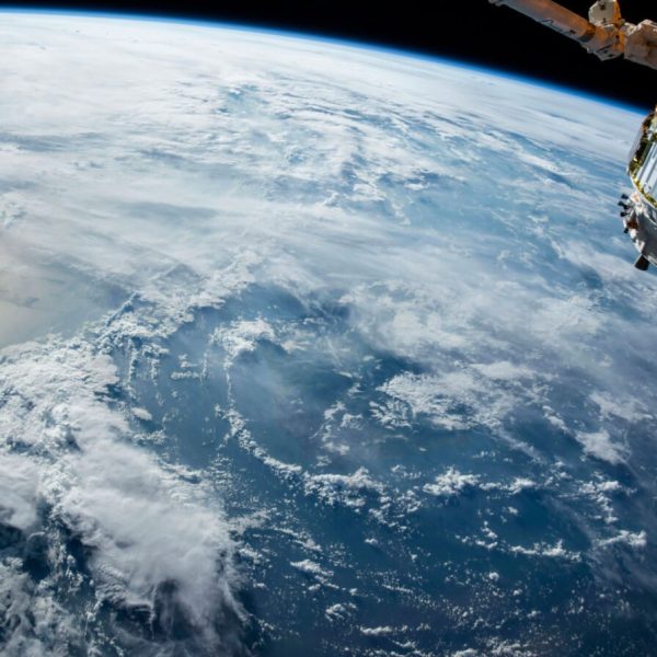 Space Armor : le « gilet pare-balles » spatial qui veut sauver les satellites du chaos orbital