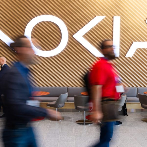 Nokia reçoit 1 milliard de dollars de Nvidia pour marier IA et réseaux