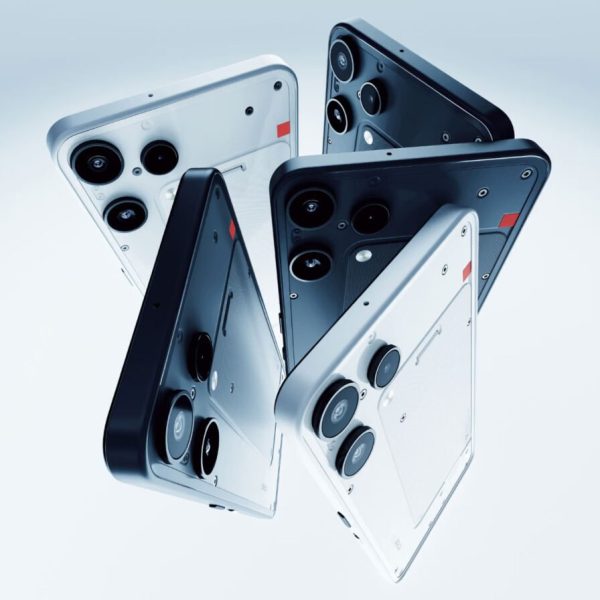 À moins de 250 €, le Phone (3a) Lite de Nothing en fait beaucoup, même des choses qu’on ne veut pas