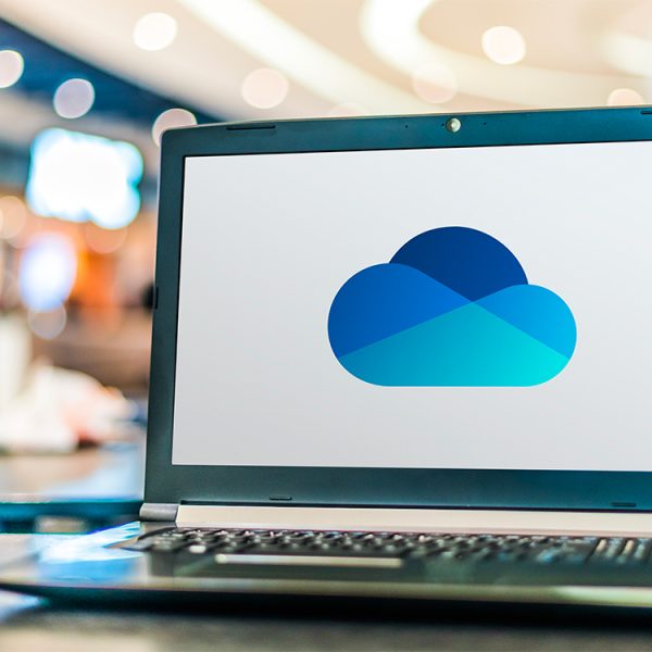 La nouvelle version de OneDrive fuite et annonce une application repensée pour Windows 11