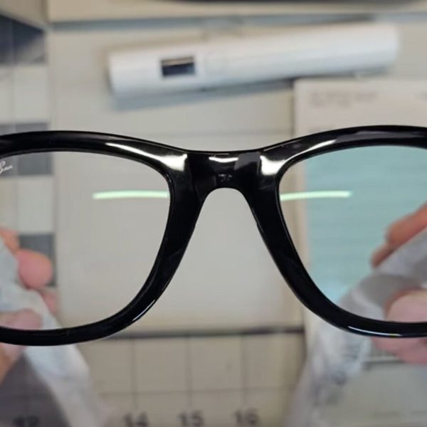 Ce bricoleur a trafiqué les Ray-Ban de Meta pour filmer sans se faire repérer