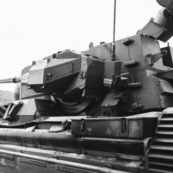 Moscou accuse la France d’envoyer des troupes en Ukraine : une infox bien huilée et débunkée