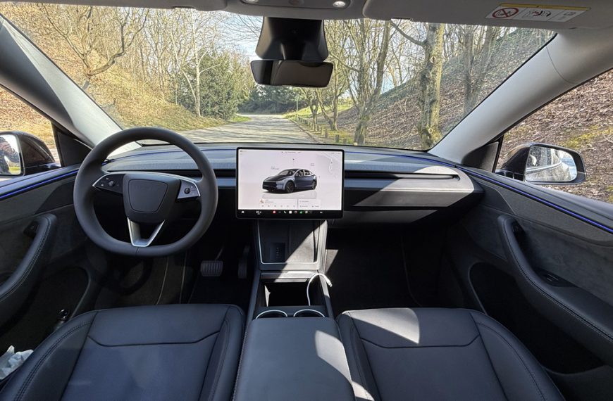 2,9 millions de Tesla sont visées par une enquête à cause de ce comportement inquiétant