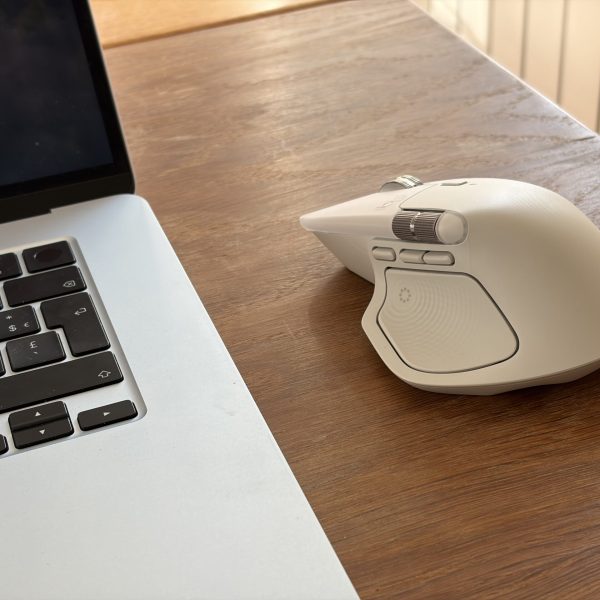 Test de la nouvelle Logitech MX Master 4 : la souris ultime