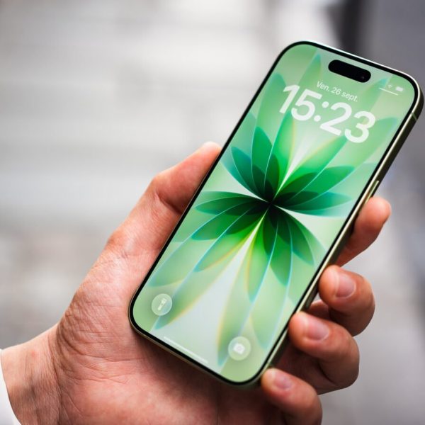 L’iPhone 17 cartonne, mais l’iPhone Air prendrait l’eau