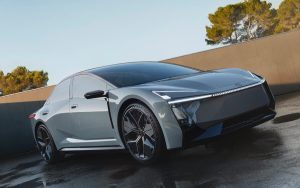 Toyota électrifie la voiture la plus vendue au monde avec ce concept radical