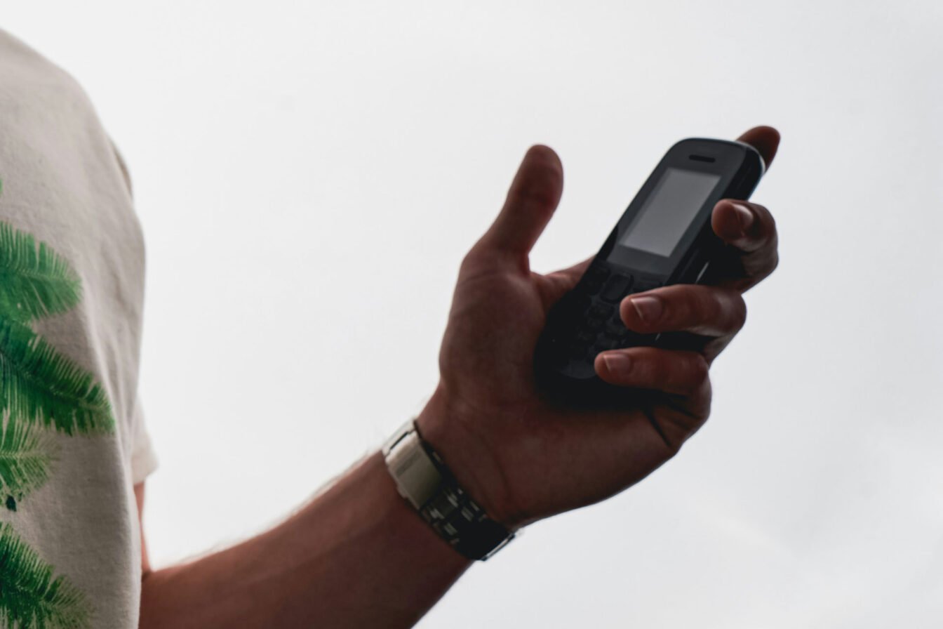 « Vous utilisez un téléphone 2G, il ne fonctionnera plus… » : pas de panique, on vous explique le message d’alerte d’Orange