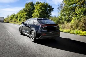 Demain, vous pourrez peut-être recharger votre voiture électrique simplement en roulant