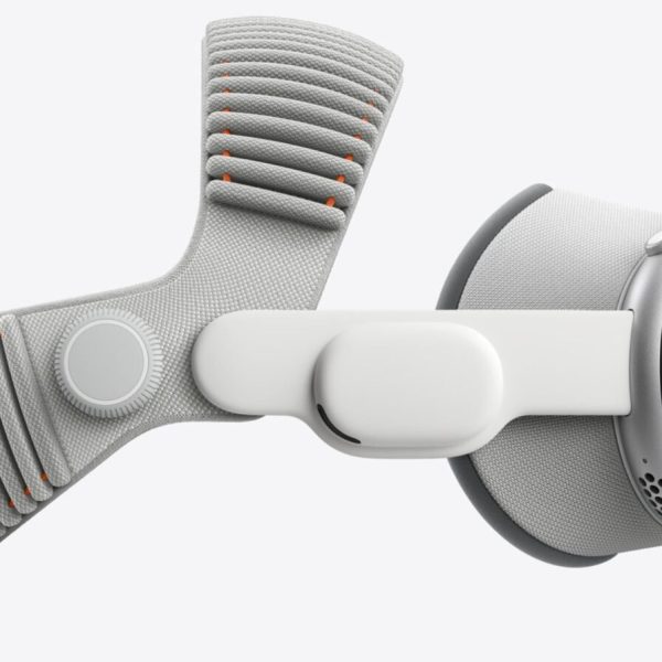 Apple annonce un Vision Pro « amélioré » avec puce M5