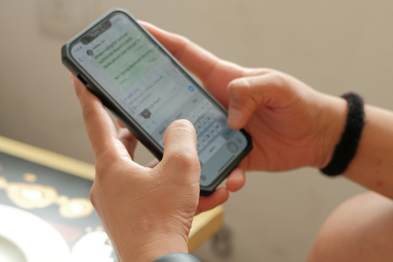« Pouvez-vous voter pour elle ? »: une nouvelle arnaque se propage sur WhatsApp
