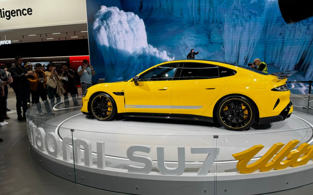 Huawei réagit à l’accident de la Xiaomi SU7 Ultra et montre comment ses voitures évitent le pire