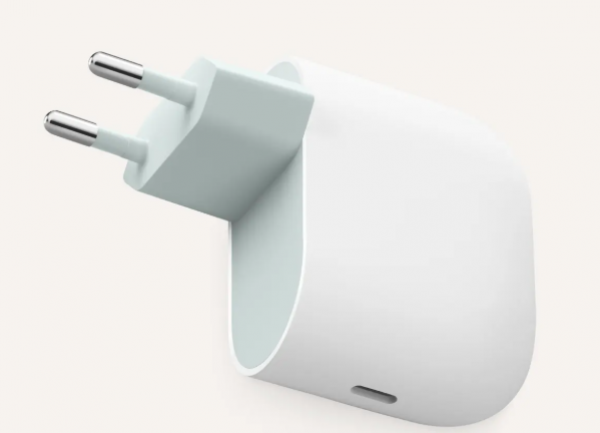 Telex : Les chargeurs USB-C imposés en 2028 dans l'UE, McAfee acquiert MineOS, Amazon Leo vient concurrencer Starlink